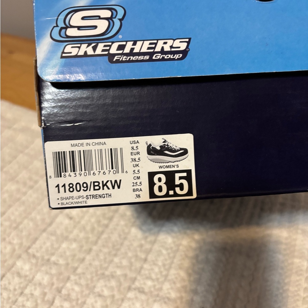 Skechers Black and White Women's Sneakers - Picture 3 of 3